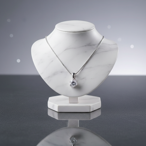 High luxury necklace in elegant setting